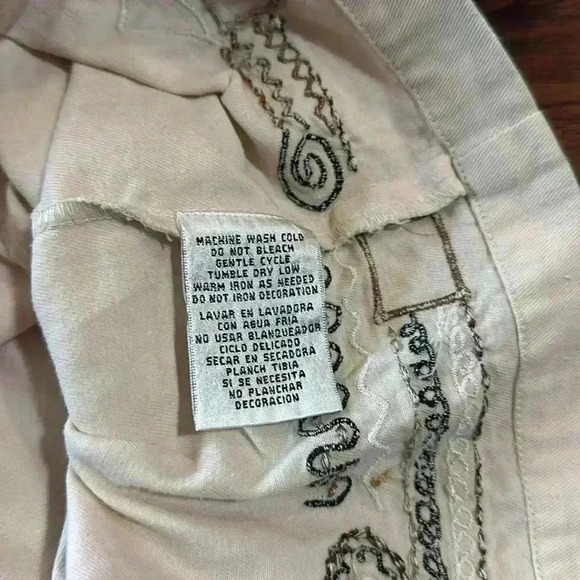 Units Zippered Embroidered Jacket - Picture 5 of 10